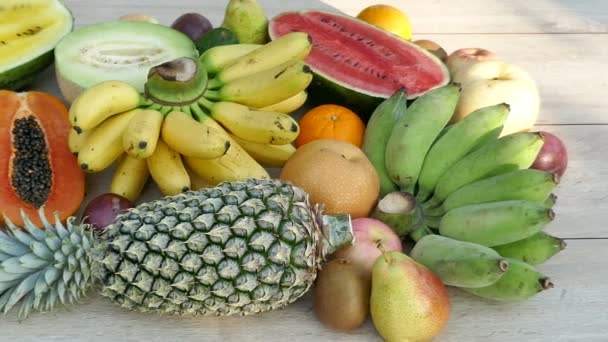 geassorteerde tropische vruchten  - Video