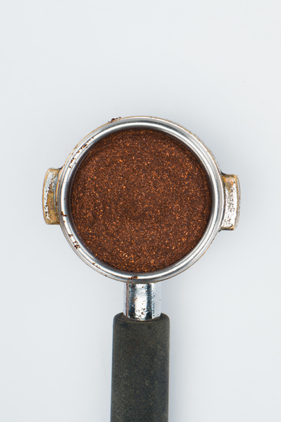vista superior da adulteração de café isolado no branco
 - Foto, Imagem