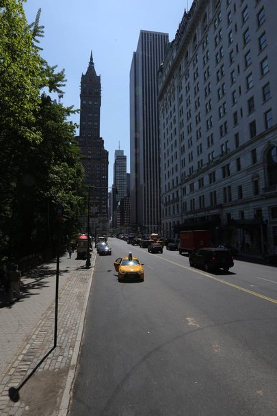 Taxi on the street in New York City - Foto, Bild