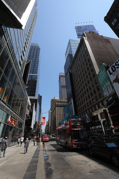 Street of skyscrapers in New York - Foto, Imagem