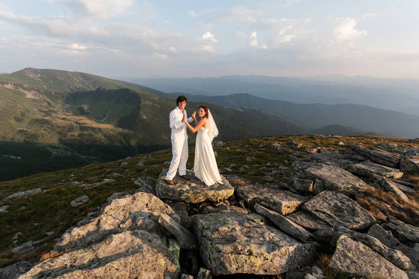 Mariage en montagne
 - Photo, image