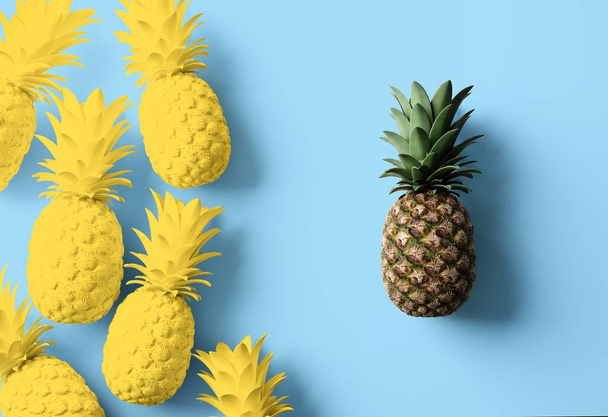 žlutá barevný tropický ananas na živé modré pozadí, koncepce vedení - Fotografie, Obrázek