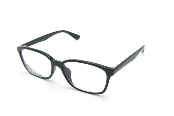 Occhiali neri occhiali con cornice nera lucida per la lettura della vita quotidiana a una persona con disabilità visive. Spazio di copia sfondo bianco
. - Foto, immagini