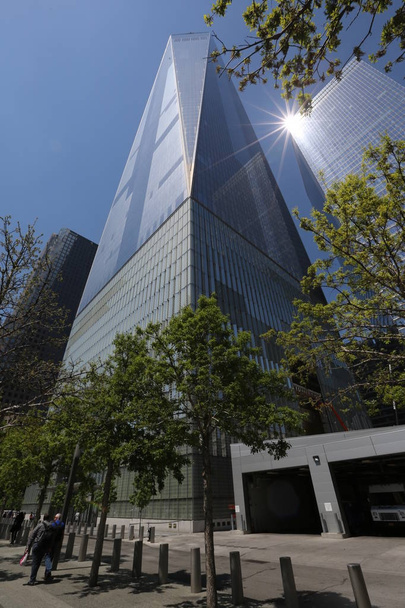 Παγκόσμιο Κέντρο Εμπορίου κτίριο. Αμερική, Νέα Υόρκη - 11 Μαΐου 2017 - Φωτογραφία, εικόνα