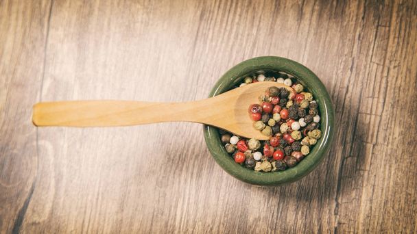Dry Pepper Mix And Wooden Spoon - Zdjęcie, obraz