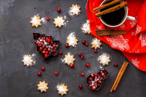 Fragrant, festive, Christmas coffee with biscuits and gingerbread and ornaments - 写真・画像