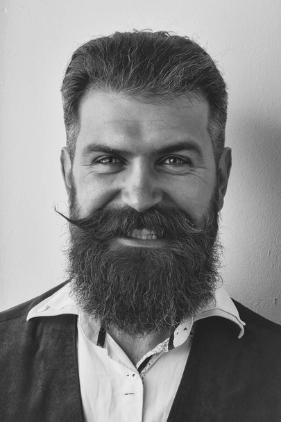 bearded man, brutal caucasian hipster with happy smiling face - Φωτογραφία, εικόνα