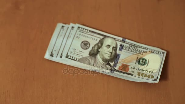 Dollars in female hands - Imágenes, Vídeo