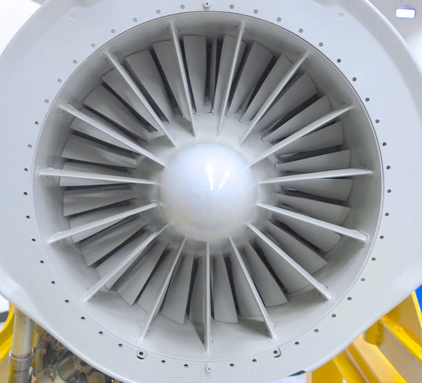 Εσωτερικη ανεμιστήρα κινητήρα αεροσκάφους - Φωτογραφία, εικόνα