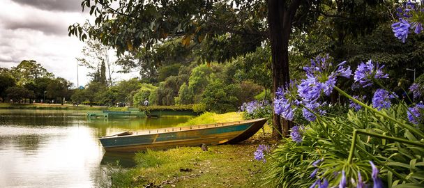 A boat by the lake  - Photo, Image