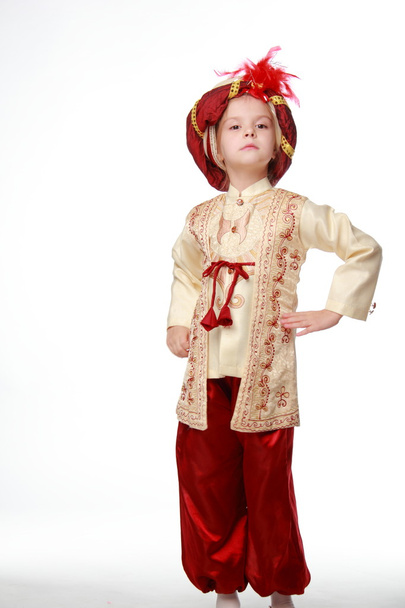 Girl dressed as sultan - Φωτογραφία, εικόνα