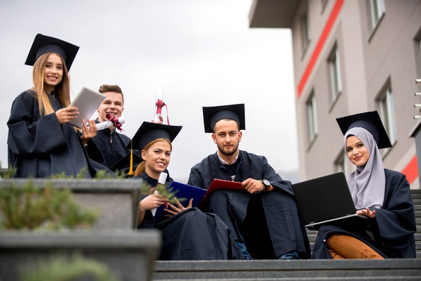 Young people graduating, celebration - Photo, image