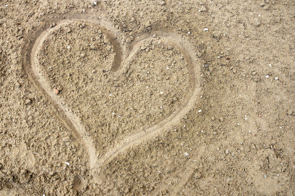 Heart drawn in the sand - Photo, Image