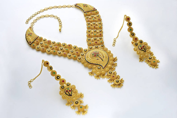 Золотые украшения Макро выстрел, Хайдарабад, Индия
 - Фото, изображение