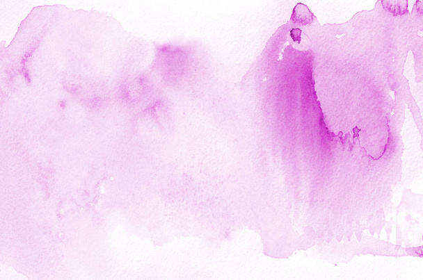 Hand getekend paarse aquarel vorm voor uw ontwerp. Creatieve achtergrond, handgemaakte decoratie geschilderd - Foto, afbeelding