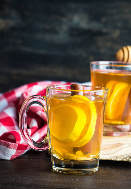 Té con jengibre y limón
 - Foto, imagen