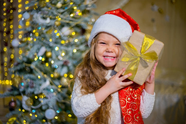 Kid celebrating christmas - Fotó, kép