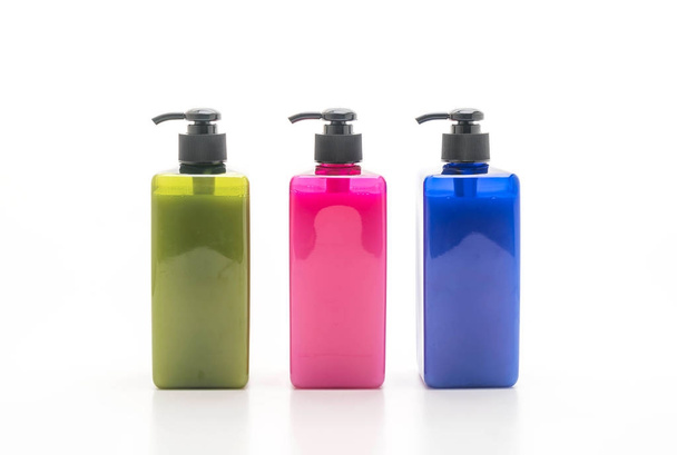 shampoo or soap bottle on white background - Foto, afbeelding