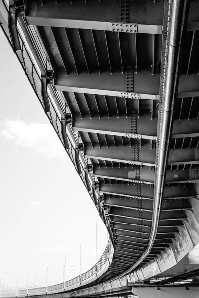 arquitetura sob a ponte Fundo
. - Foto, Imagem