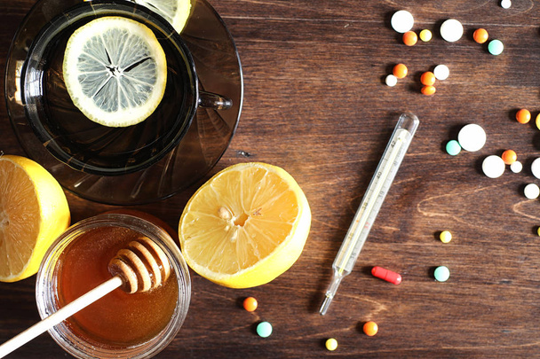 Tabletas y remedios caseros contra resfriados
 - Foto, imagen