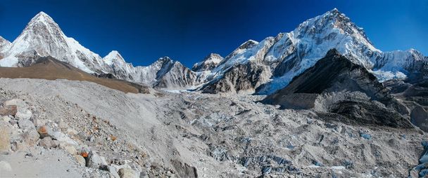 Amazing mountains on Himalayas - Nepal. - Photo, Image