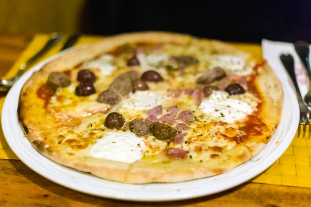Παραδοσιακή τοπική Μάλτας πίτσα  - Φωτογραφία, εικόνα