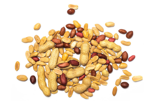 amendoim isolado no fundo branco - Foto, Imagem