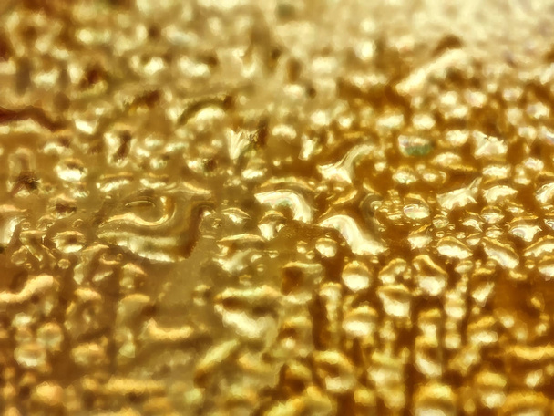 golden water droplets  - 写真・画像