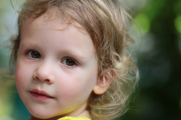 Baby girl with green eyes on cute face - Φωτογραφία, εικόνα