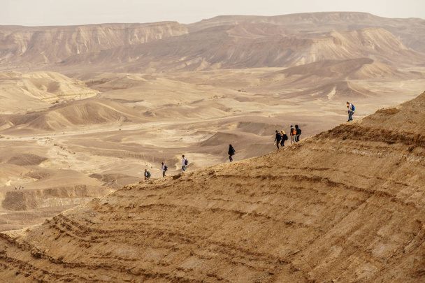 Krásná příroda poušť v suché Judské malebné divočině. Venkovní malebná krajina - Fotografie, Obrázek