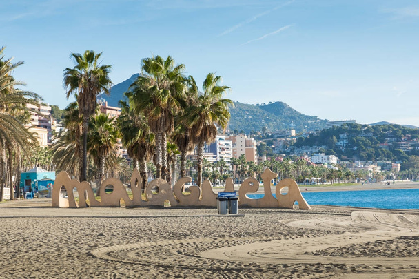 Praia de Malagueta em Málaga, Andaluzia
 - Foto, Imagem