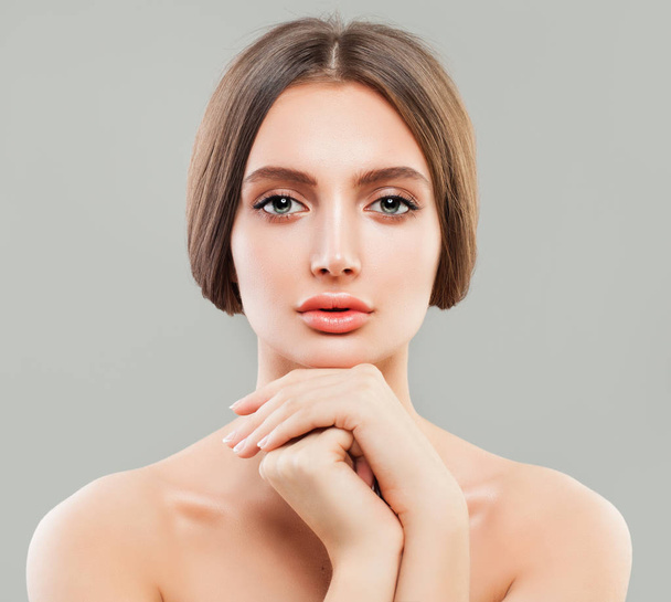 Mujer Modelo Saludable. Spa Belleza, Tratamiento Facial y Cosmetolog
 - Foto, Imagen