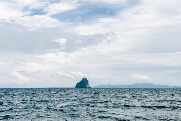 острови Пхі-Пхі в Таїланді - Фото, зображення