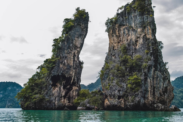 Îles de Phang Nga Bay en Thaïlande
 - Photo, image