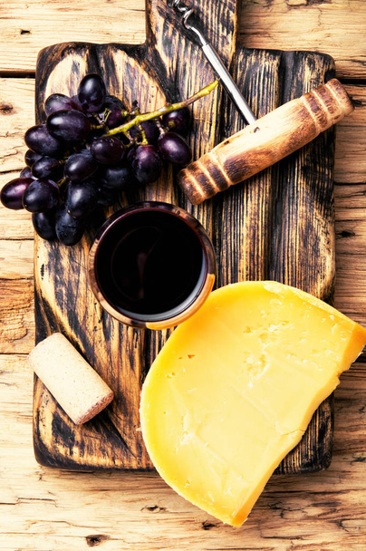 cheese and grapes - Photo, Image