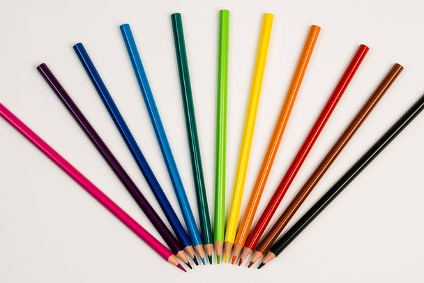 colorful pencils on white background, rainbow - 写真・画像