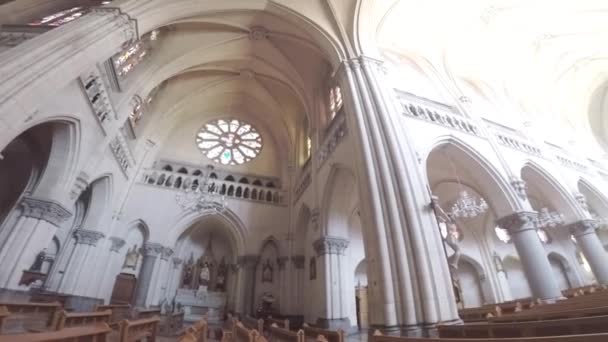 Interieur architectuur van de kerk in Santiago, Chili - Video