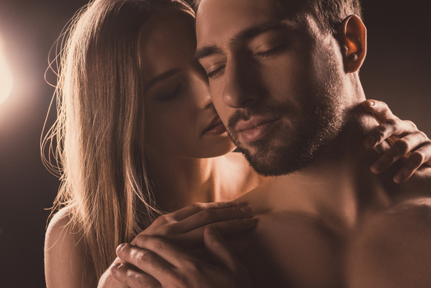 naked sensual lovers hugging with closed eyes - Fotografie, Obrázek
