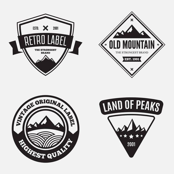 Гірські логотипи з вершинами пагорбів. Мінімальні ретро-бейджі, вінтажні етикетки для брендингових проектів
. - Вектор, зображення