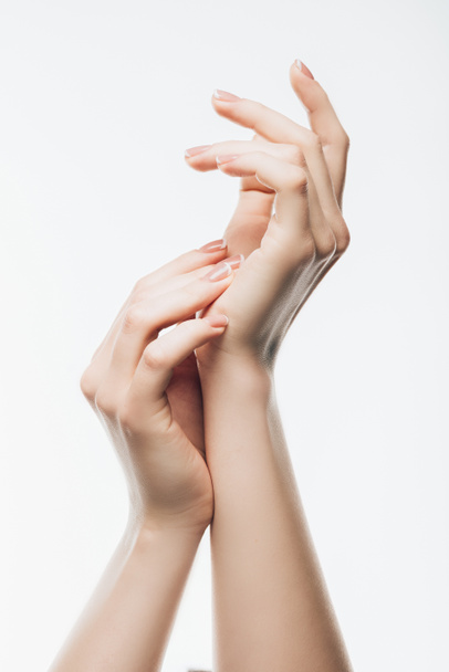 tiro recortado de sensuales manos femeninas aisladas en blanco
 - Foto, Imagen