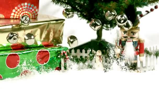 Jingle bells wpadają w śnieg szybko - Materiał filmowy, wideo