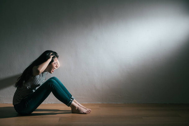 crazy depression female teenager feeling anxious - Foto, Imagen