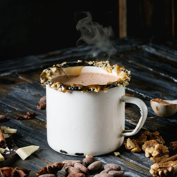 Mug of hot chocolate - Foto, Imagen