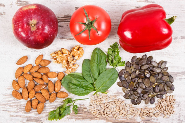 健康的な栄養と食物繊維、天然ミネラル ビタミン E を含む食材 - 写真・画像
