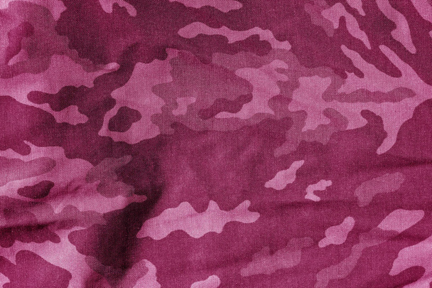 Wojskowy jednolity wzór z efektu rozmycia w różowy ton. - Zdjęcie, obraz