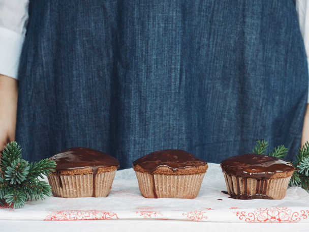 Fresh and fragrant Christmas cupcakes - Foto, immagini
