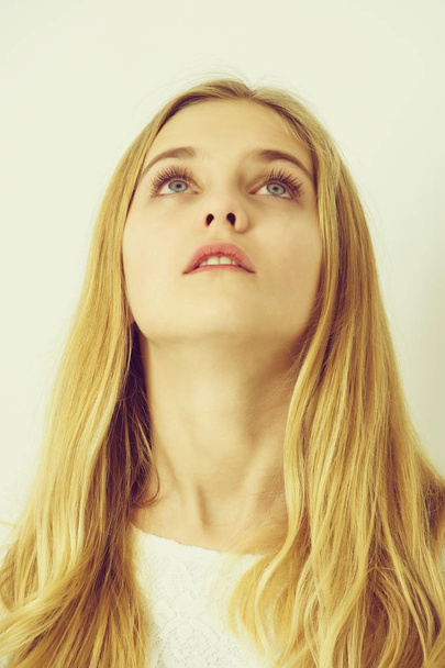 Pretty young girl with blond hair - Fotoğraf, Görsel