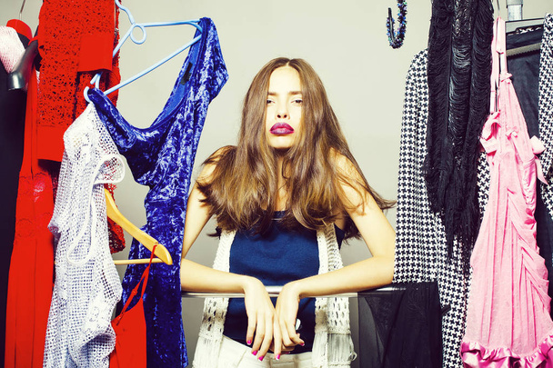 Pretty girl in wardrobe - Zdjęcie, obraz