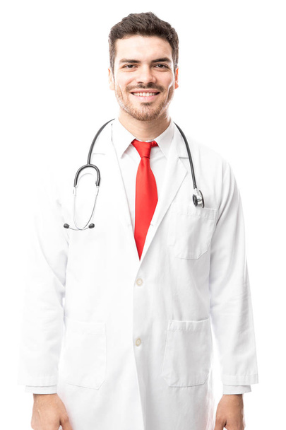 attractive young male Hispanic doctor  - Foto, afbeelding