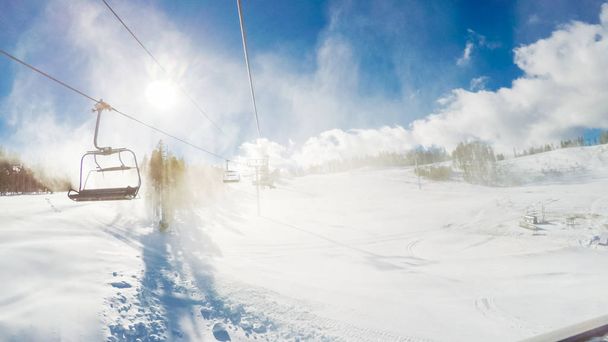 Vista de esqui alpino
  - Foto, Imagem